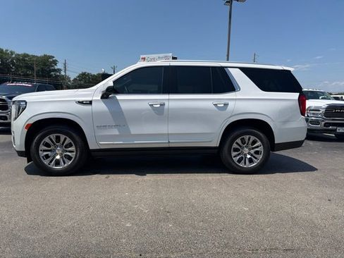 Used 2023 GMC Yukon Denali AWD/4WD image 9