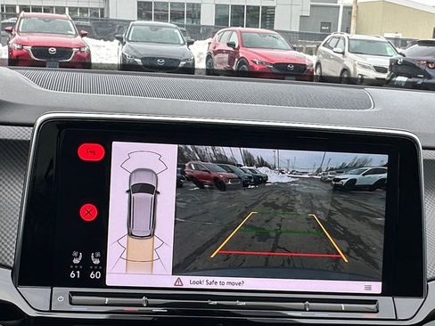 Used 2024 Volkswagen Atlas Peak Edition SEL image 16