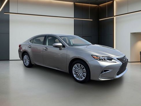 Used 2017 Lexus ES 350 w/ Accessory Package 2 FWD image 7