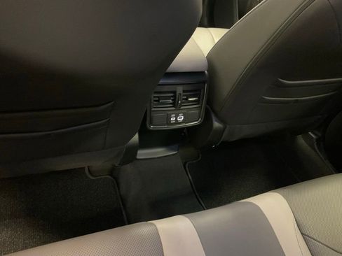 Certified 2025 Subaru Forester Limited AWD/4WD image 26