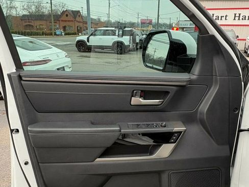 Used 2022 Toyota Tundra Limited image 13