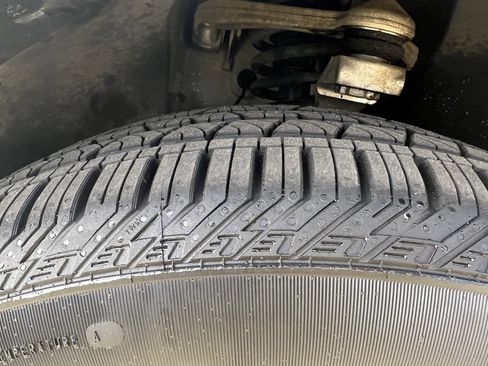 Used 2020 Mercedes-Benz GLC 300 4MATIC image 12