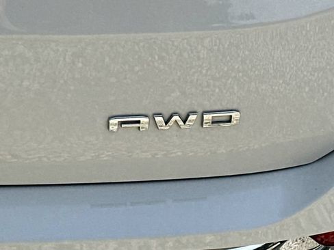Used 2022 GMC Terrain Denali AWD/4WD image 13