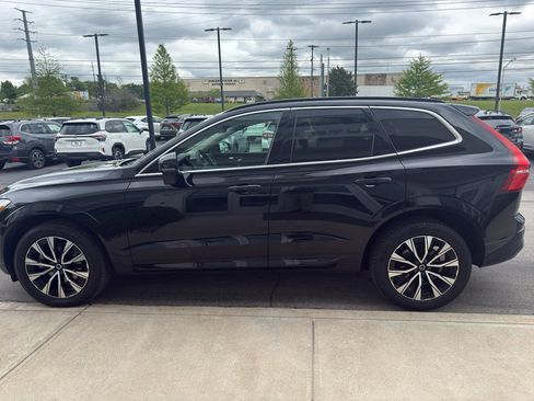 Used 2023 Volvo XC60 B5 Core w/ Climate Package AWD/4WD image 6