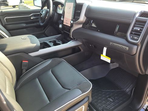 New 2025 RAM 1500 Laramie image 9