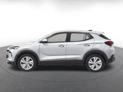 Used 2025 Buick Encore GX Preferred AWD/4WD image 3