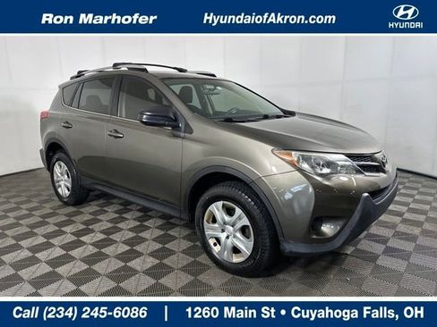 Used 2015 Toyota RAV4 LE image 1