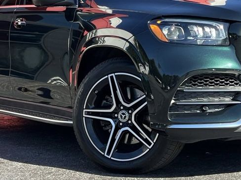 Used 2021 Mercedes-Benz GLS 580 GLS 580 image 12