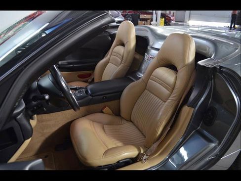 Used 2003 Chevrolet Corvette Convertible w/ Preferred Equipment Group1 image 13