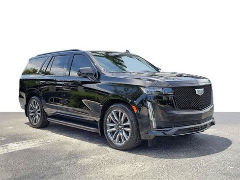 Certified 2023 Cadillac Escalade Sport Platinum AWD/4WD image 2