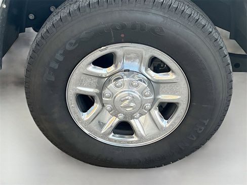 Used 2024 RAM 3500 Big Horn image 28