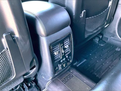Used 2019 Jeep Grand Cherokee High Altitude image 10
