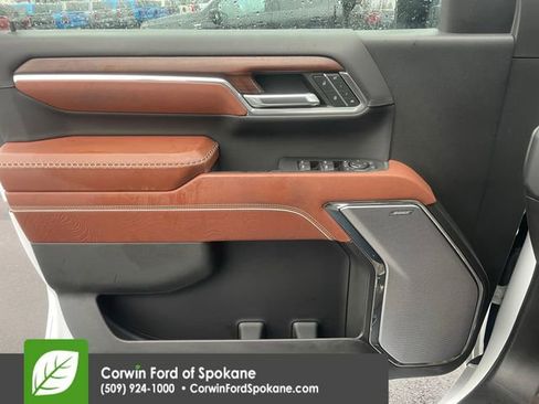 Used 2024 GMC Sierra 3500 Denali Ultimate image 22