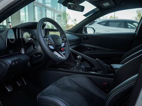 New 2026 Hyundai Elantra N w/ Cargo Package FWD image 16