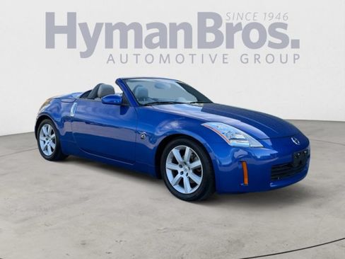 Used 2005 Nissan 350Z Touring RWD image 1