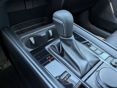 Certified 2025 MAZDA CX-50 AWD 2.5 Hybrid w/ Premium Pkg image 23