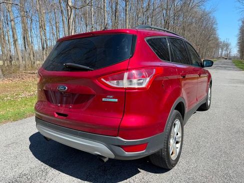 Used 2014 Ford Escape SE w/ Equipment Group 201A image 4