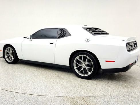 Used 2022 Dodge Challenger GT image 7