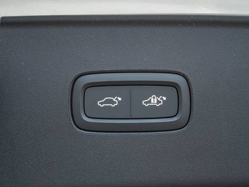 New 2026 Volvo EX90 Ultra AWD/4WD image 11