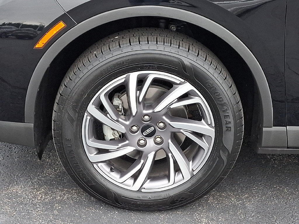 Certified 2024 Lincoln Corsair AWD w/ Equipment Group 101A image 8
