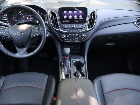 Certified 2023 Chevrolet Equinox RS w/ RS Leather Package AWD/4WD image 17