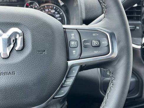 New 2025 RAM 2500 Big Horn AWD/4WD image 13