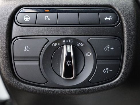 Used 2023 INFINITI QX55 Luxe w/ Cargo Package image 35