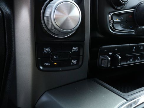 Used 2018 RAM 1500 Sport w/ Sport Premium Group AWD/4WD image 30
