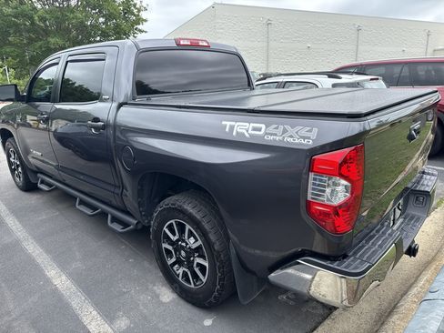 Used 2017 Toyota Tundra SR5 w/ TRD Off Road Package AWD/4WD image 6