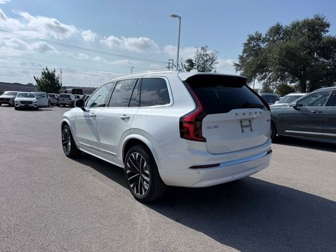 Certified 2026 Volvo XC90 B6 Plus AWD/4WD image 4