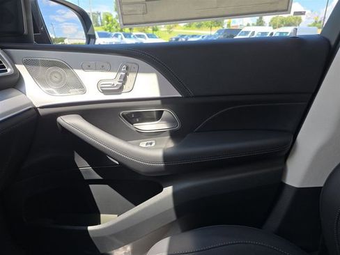 Used 2025 Mercedes-Benz GLE 350 4MATIC image 26