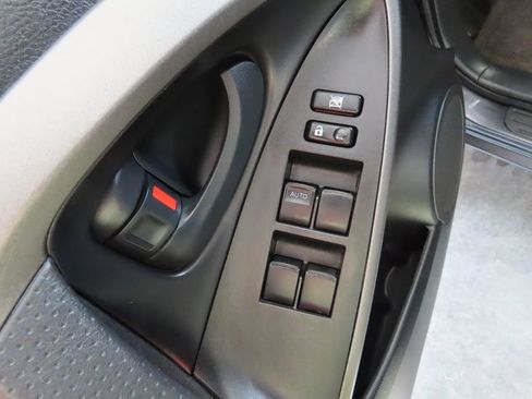 Used 2011 Toyota RAV4 Sport w/ Sport Extra Value Pkg AWD/4WD image 20