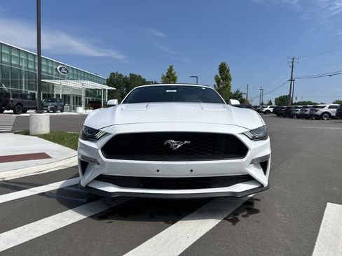 Used 2022 Ford Mustang Premium RWD image 8