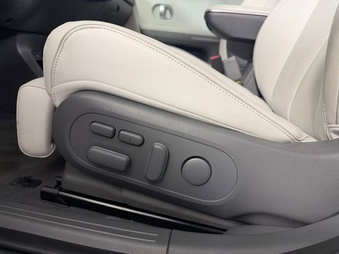 Used 2022 Hyundai Ioniq 5 Limited w/ Cargo Package image 24