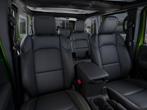 New 2026 Jeep Wrangler Unlimited Sahara AWD/4WD image 17
