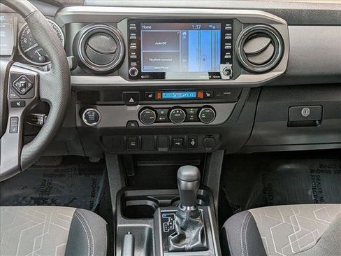 Used 2022 Toyota Tacoma TRD Sport w/ TRD Premium Sport Package RWD image 13