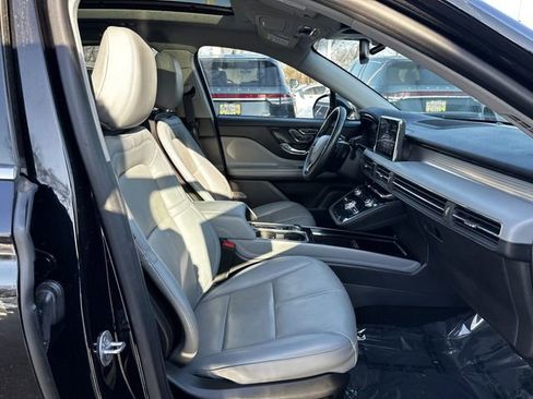 Certified 2022 Lincoln Corsair AWD w/ Premium Package image 34