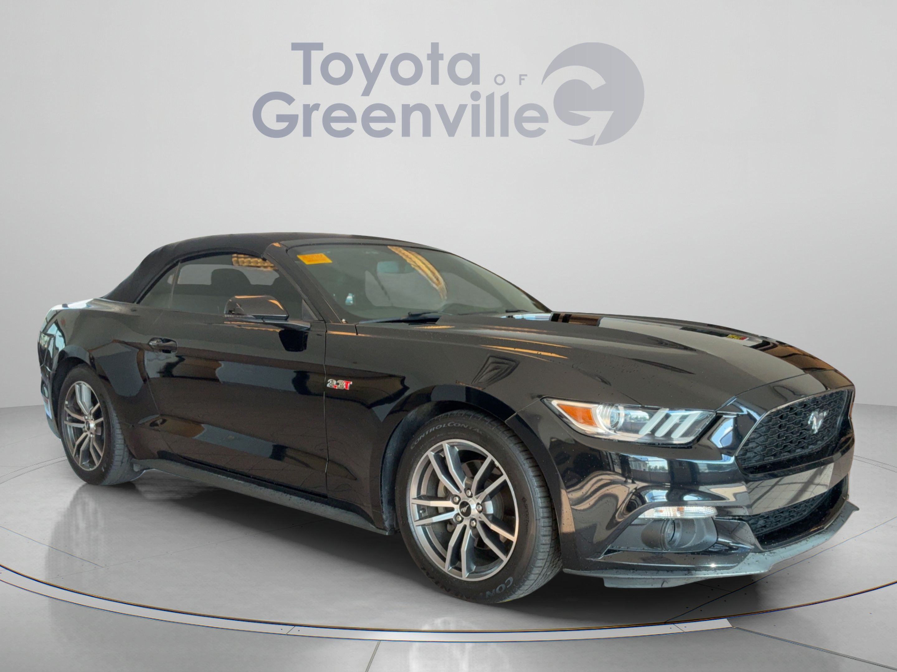 Used 2017 Ford Mustang Premium RWD image 8