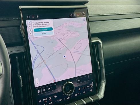 Certified 2025 GMC Acadia Elevation image 13