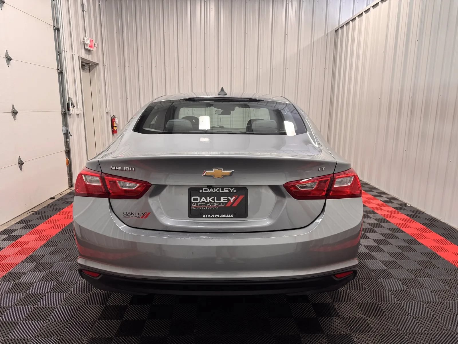 Used 2023 Chevrolet Malibu LT FWD image 3