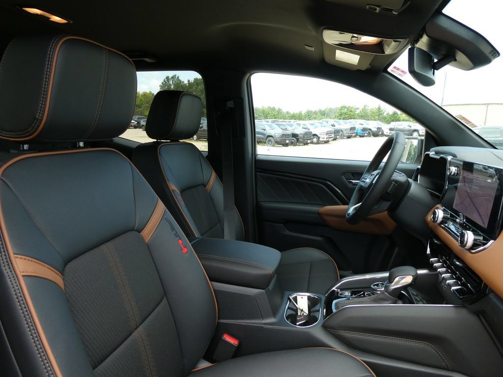New 2026 GMC Canyon AT4 w/ Nightfall Essentials Package AWD/4WD image 11