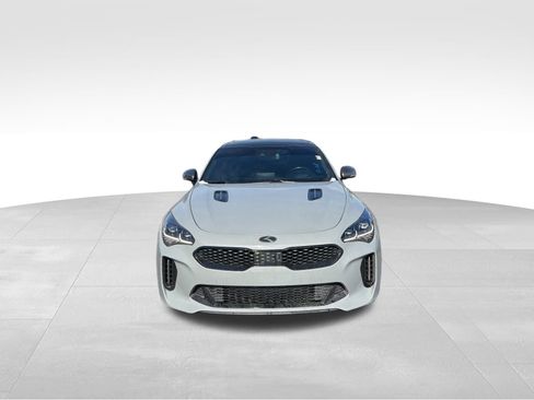 Used 2021 Kia Stinger GT2 image 2