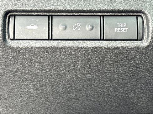 Used 2021 Nissan Altima 2.5 SR image 11