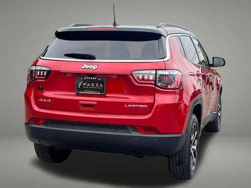 Used 2025 Jeep Compass Limited AWD/4WD image 5