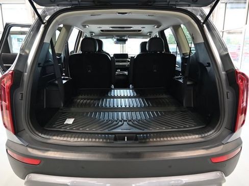 Used 2022 Kia Telluride S AWD/4WD image 31