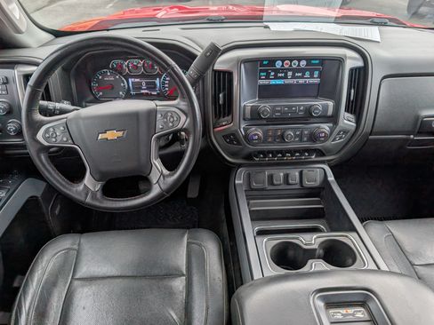 Used 2018 Chevrolet Silverado 1500 LTZ Z71 w/ LTZ Plus Package AWD/4WD image 11