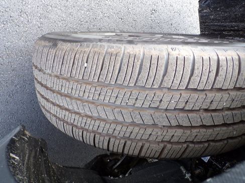 Certified 2025 Subaru Crosstrek 2.5i Limited image 3