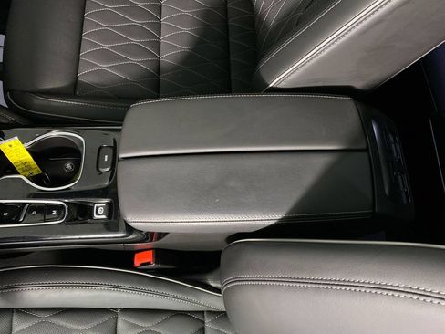 Certified 2023 Buick Envision Avenir FWD image 20