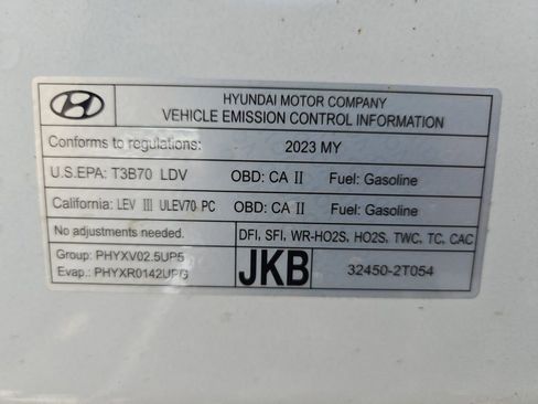 Used 2023 Genesis GV70 2.5T w/ Sport Prestige Package image 23