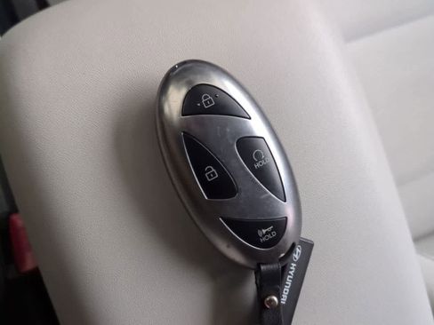 Used 2025 Hyundai Kona SEL image 32